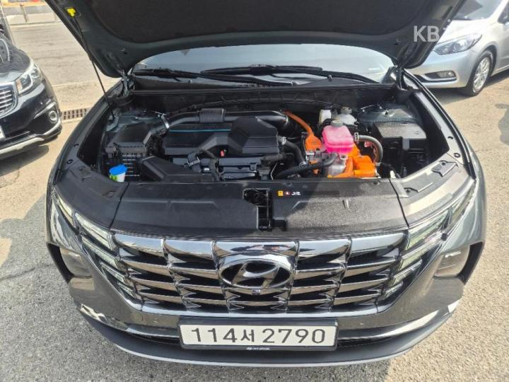 Hyundai Tucson The Hybrid NX4 1.6T HEV Inspiration 8