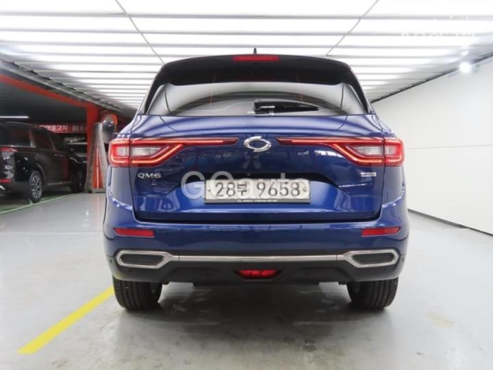 Renault QM6 2.0 4WD RE Signature 4