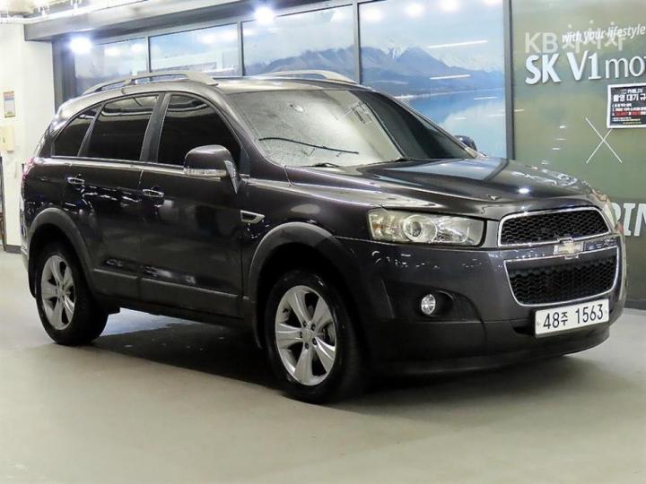 Chevrolet Captiva 2WD LT 2