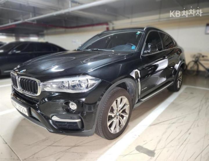 BMW X6 F16 xDrive 30d Base Type