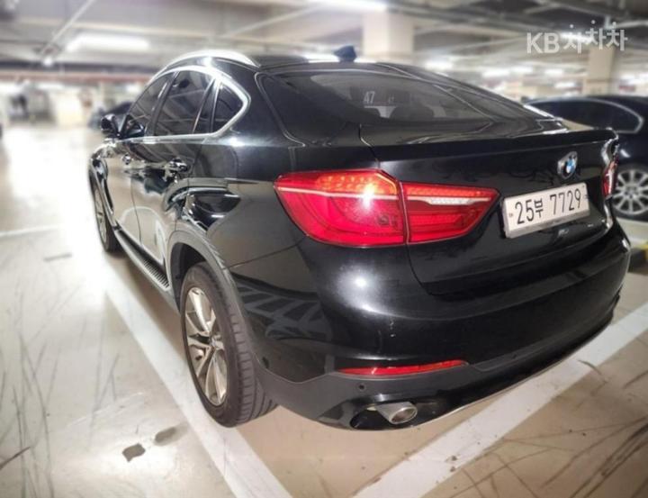 BMW X6 F16 xDrive 30d Base Type 4