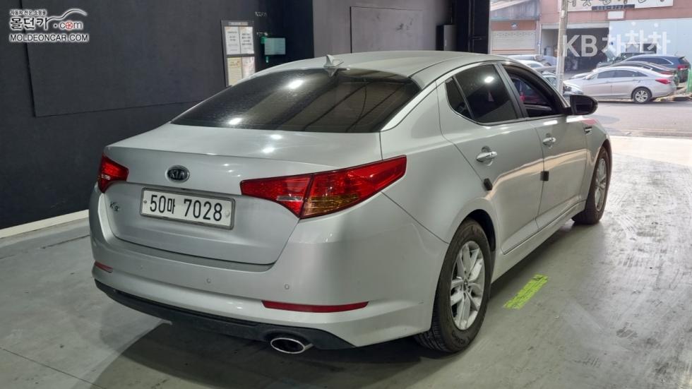 2011 - kia k5