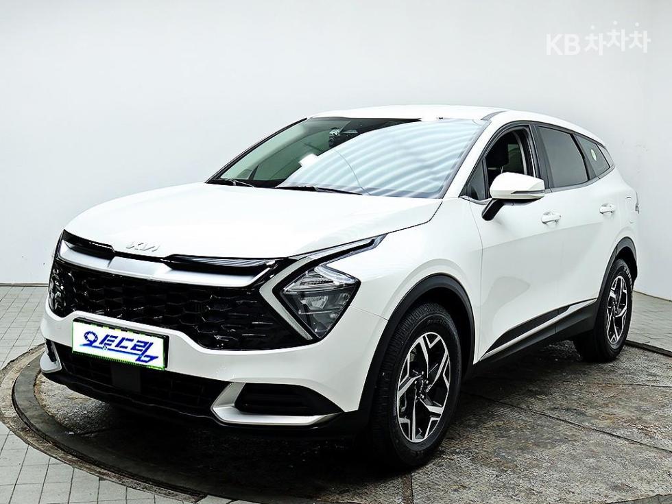 2022 - kia sportage