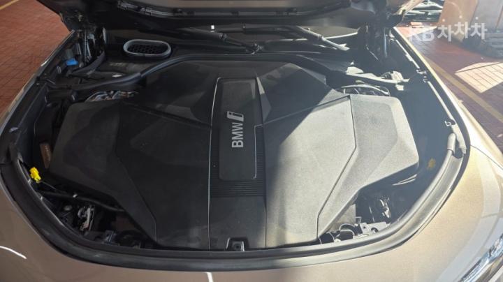 BMW i7 eDrive 50 M Sport 7