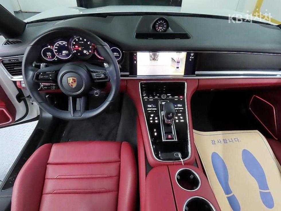 Porsche Panamera — miniaturë 7