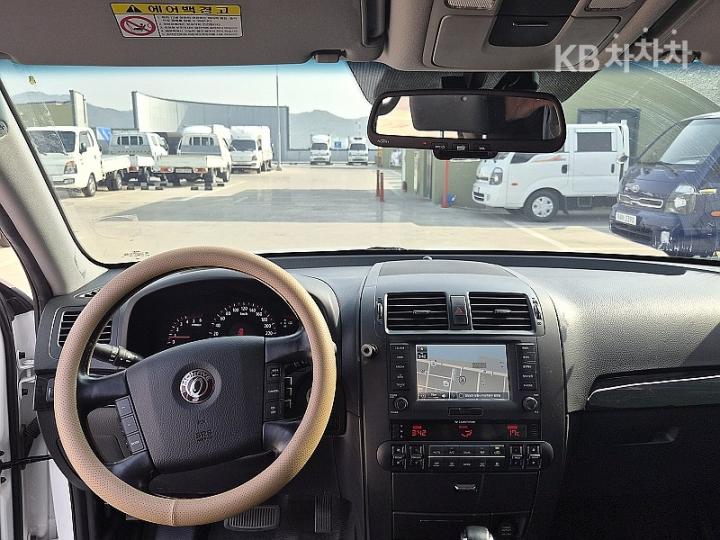 Kia Mohave 4WD KV300 Base Type 10