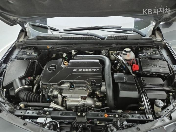 Chevrolet Malibu 1.5 Turbo LTZ 6