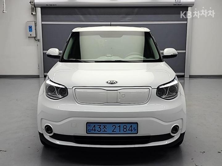 Kia Soul EV 3
