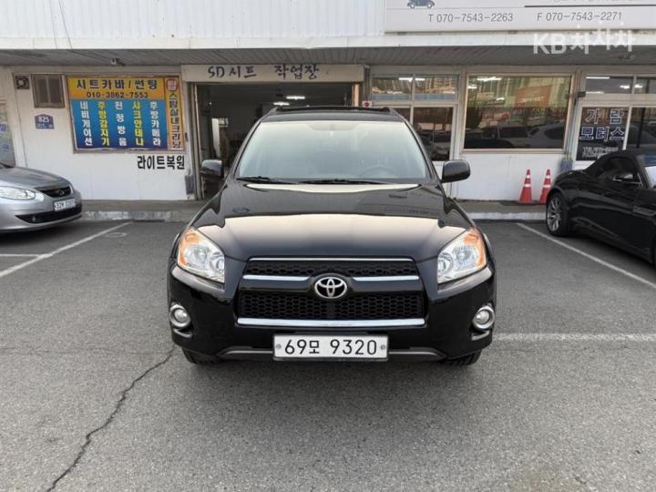 Toyota RAV4 2.5 2WD 2