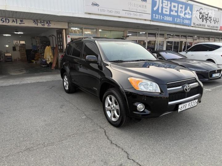 Toyota RAV4 2.5 2WD 4