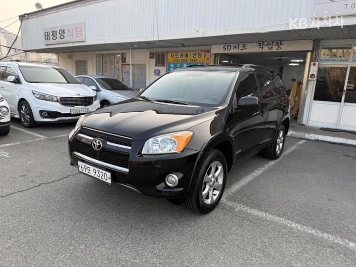 Toyota RAV4 2.5 2WD 3