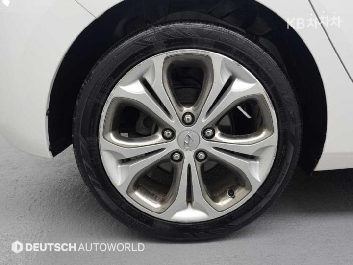 Hyundai i30 New 1.6 GDI Extreme 6