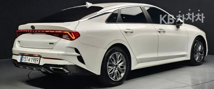 2020 - kia k5
