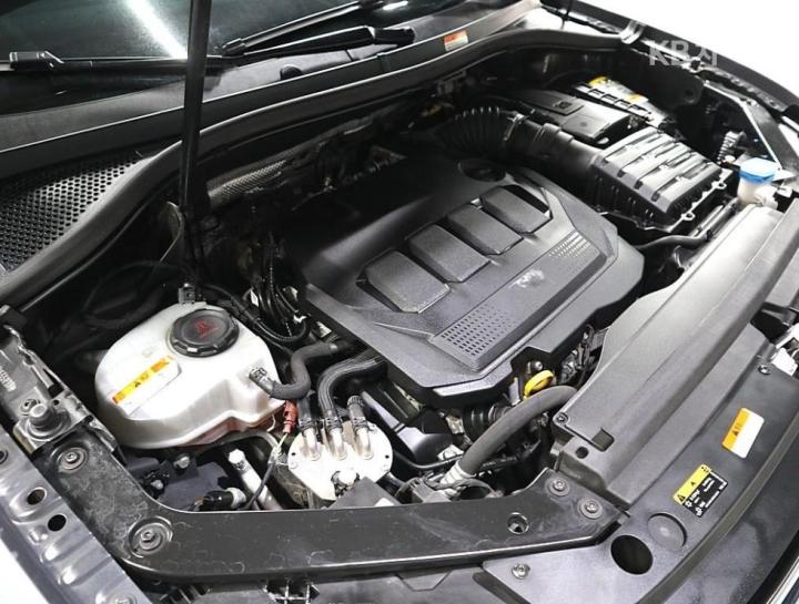 Volkswagen Tiguan 2.0 TDI 4Motion Prestige 7