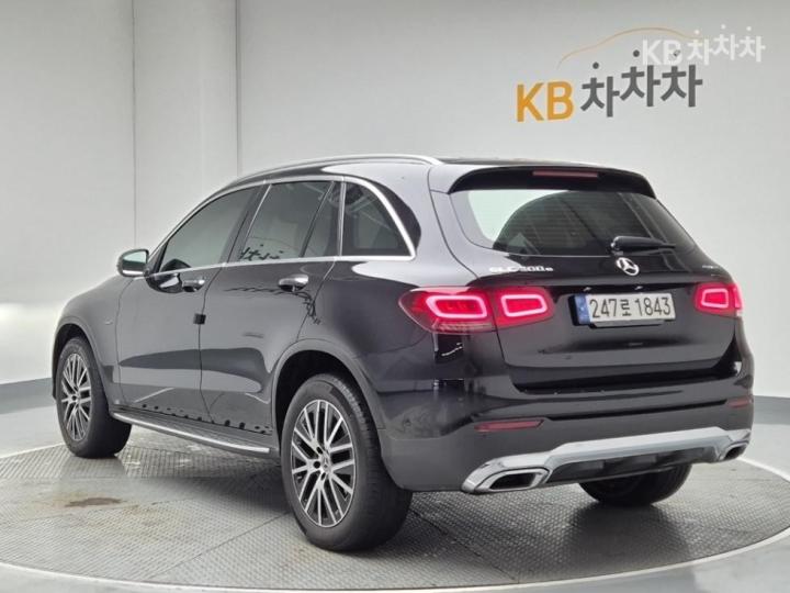 Mercedes-Benz GLC-Class X253 350e 4Matic Base Type 3