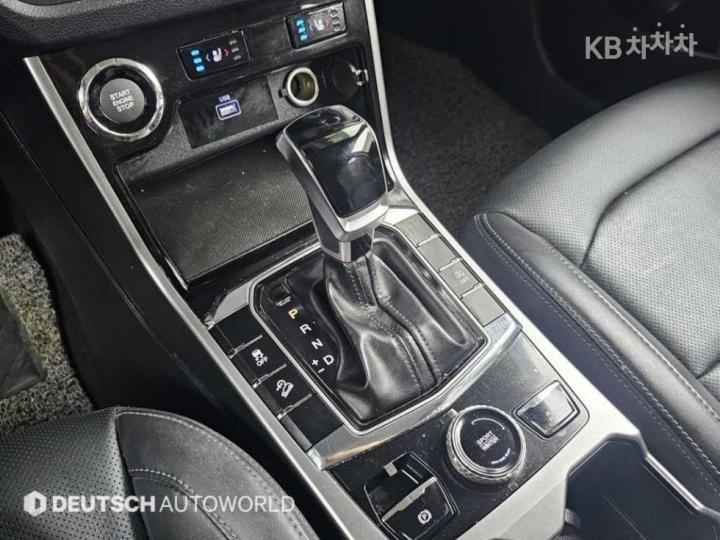 KG Mobility (Ssangyong) Korando Beautiful 1.5 GDi Turbo 2WD C7 10