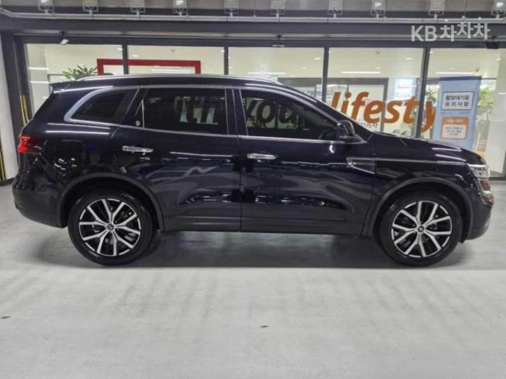 Renault QM6 2.0 LPe 2WD RE 4