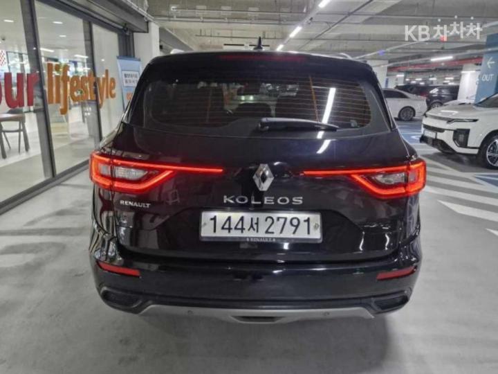 Renault QM6 2.0 LPe 2WD RE 6