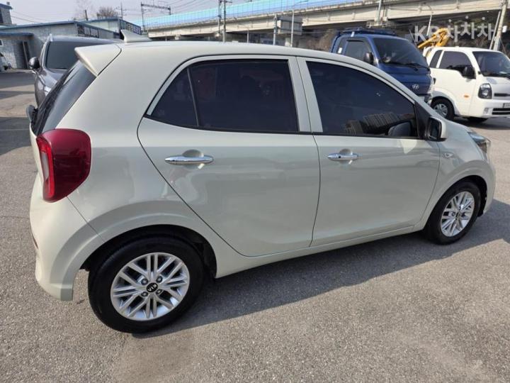 Kia Morning Urban JA 1.0 Gasoline Prestige 4