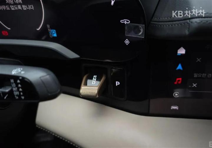 Porsche Taycan 4S 10