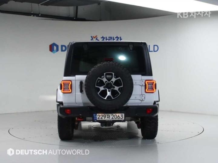 Jeep Wrangler JL 2.0 Rubicon 4 Duo Base Type 5