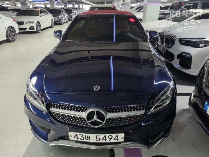 Mercedes-Benz C-Class C200 Cabriolet 3