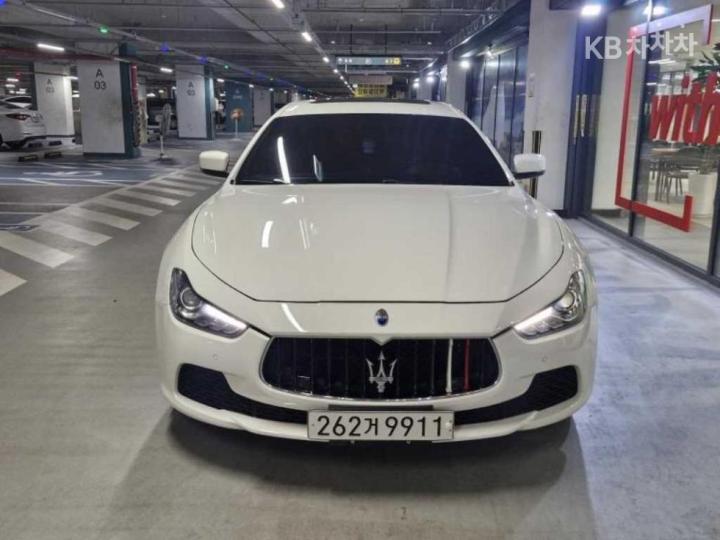Maserati Ghibli 3.0 V6 2