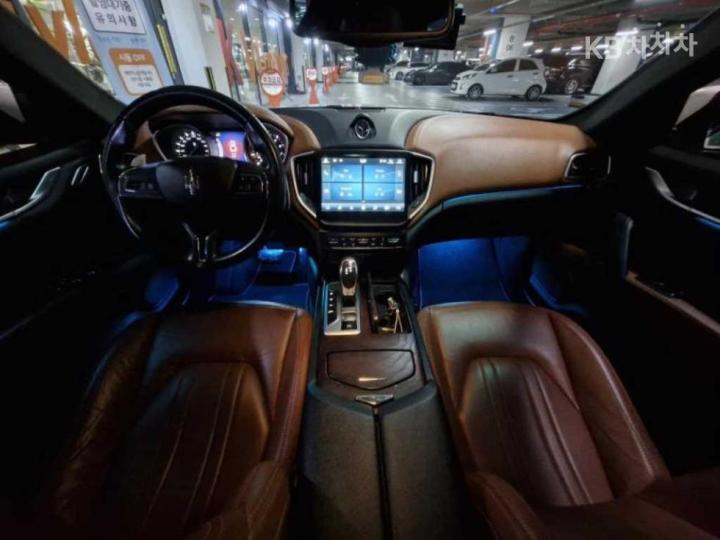 Maserati Ghibli 3.0 V6 7