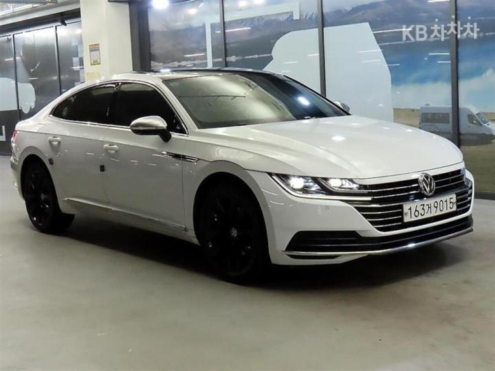 Volkswagen Arteon 2.0 TDI Elegance Prestige 2