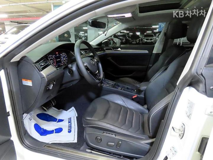 Volkswagen Arteon 2.0 TDI Elegance Prestige 7