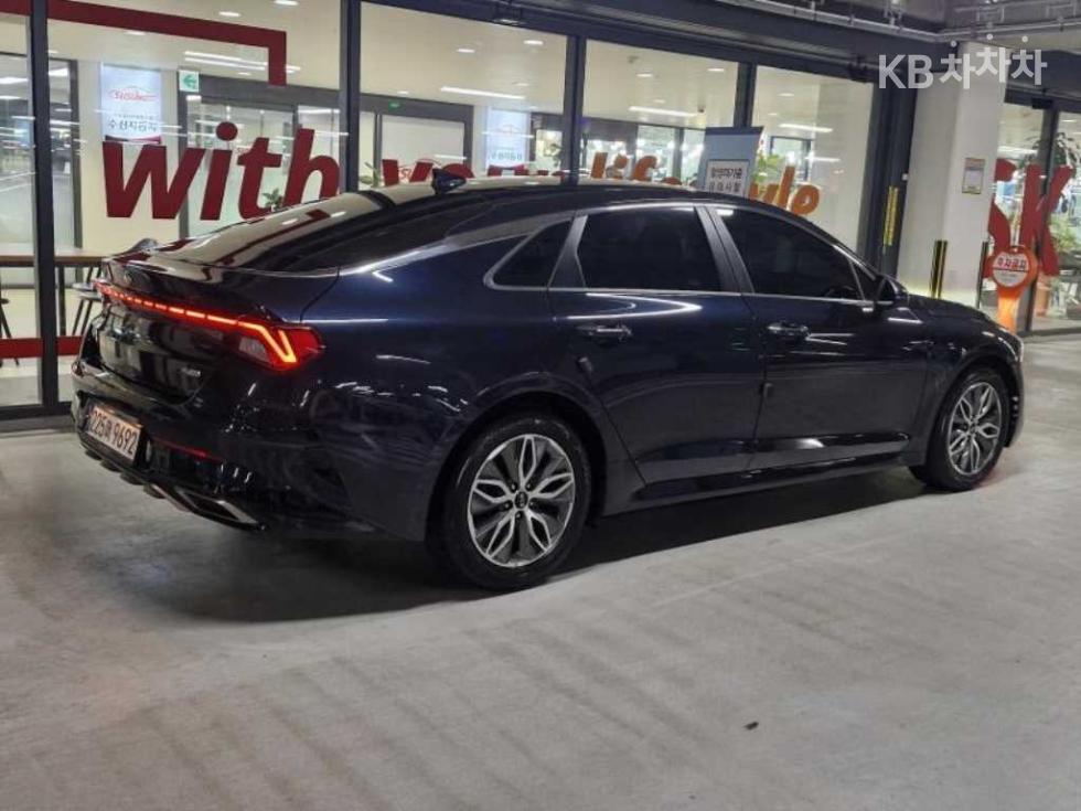 2020 - kia k5