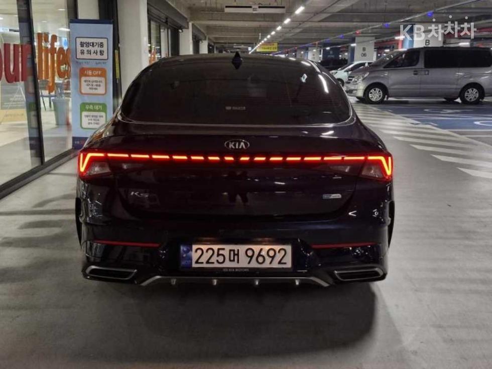 2020 - kia k5