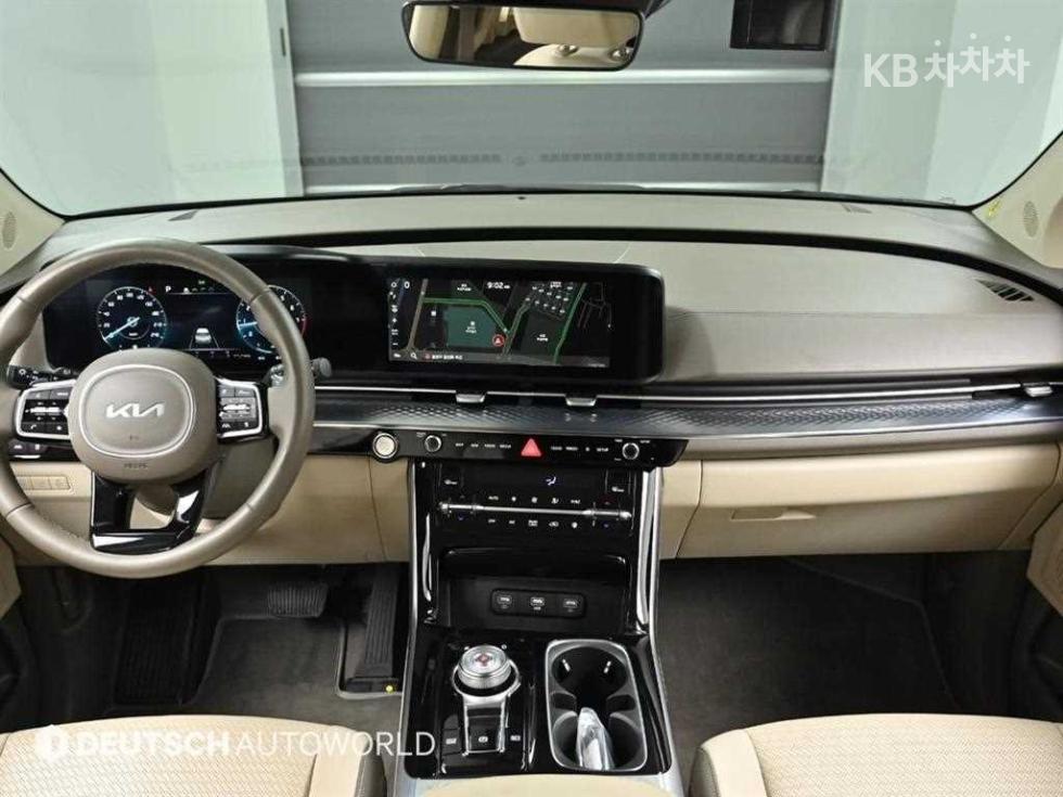 2023 - kia carnival