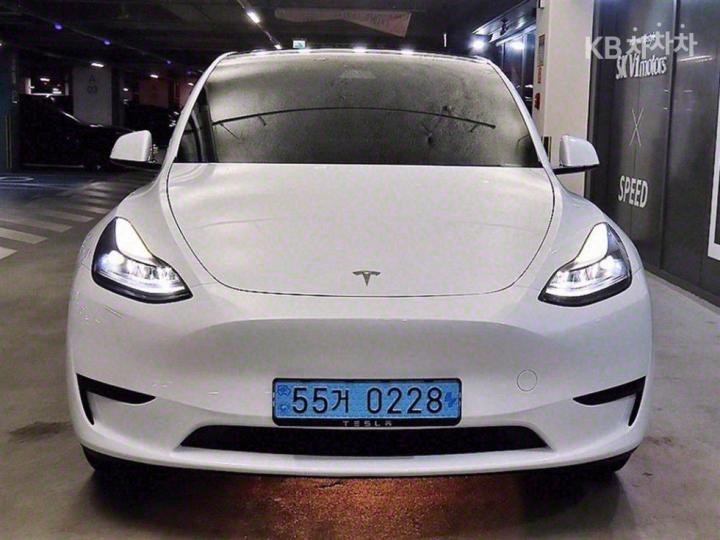 Tesla Model Y RWD Base Type 3