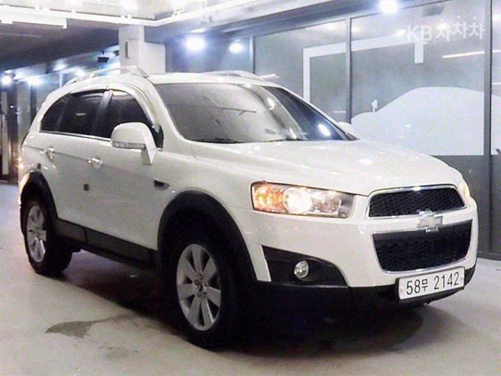 Chevrolet Captiva 2WD LT 2