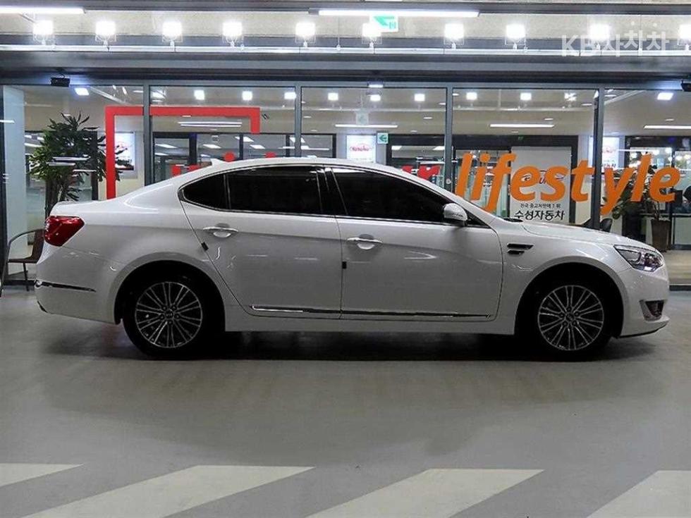 2016 - kia k7