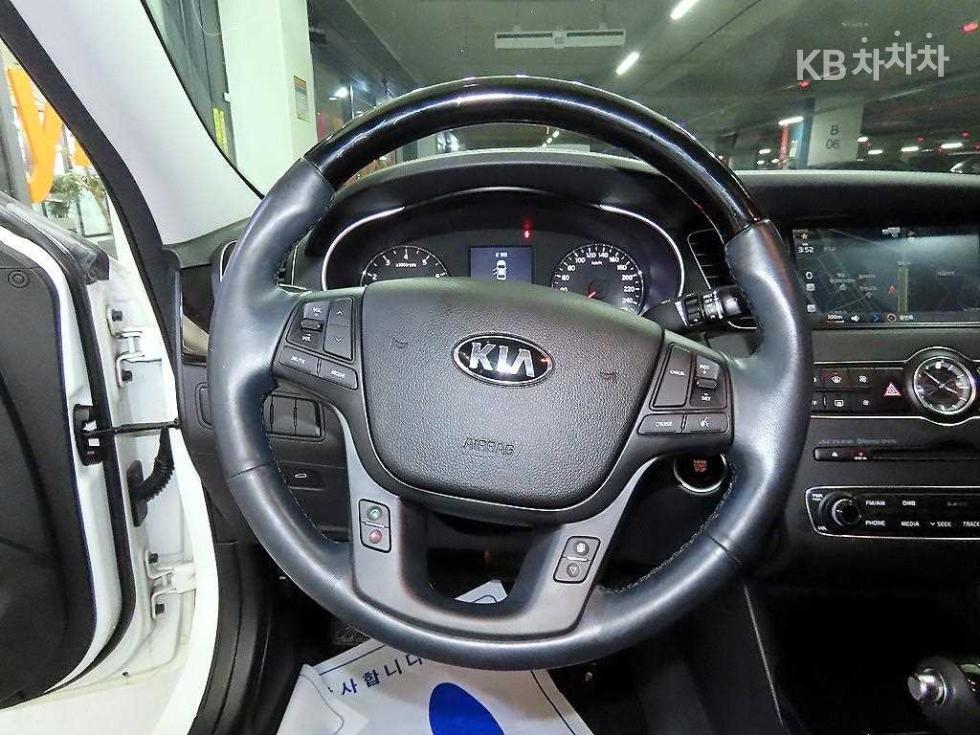 2016 - kia k7