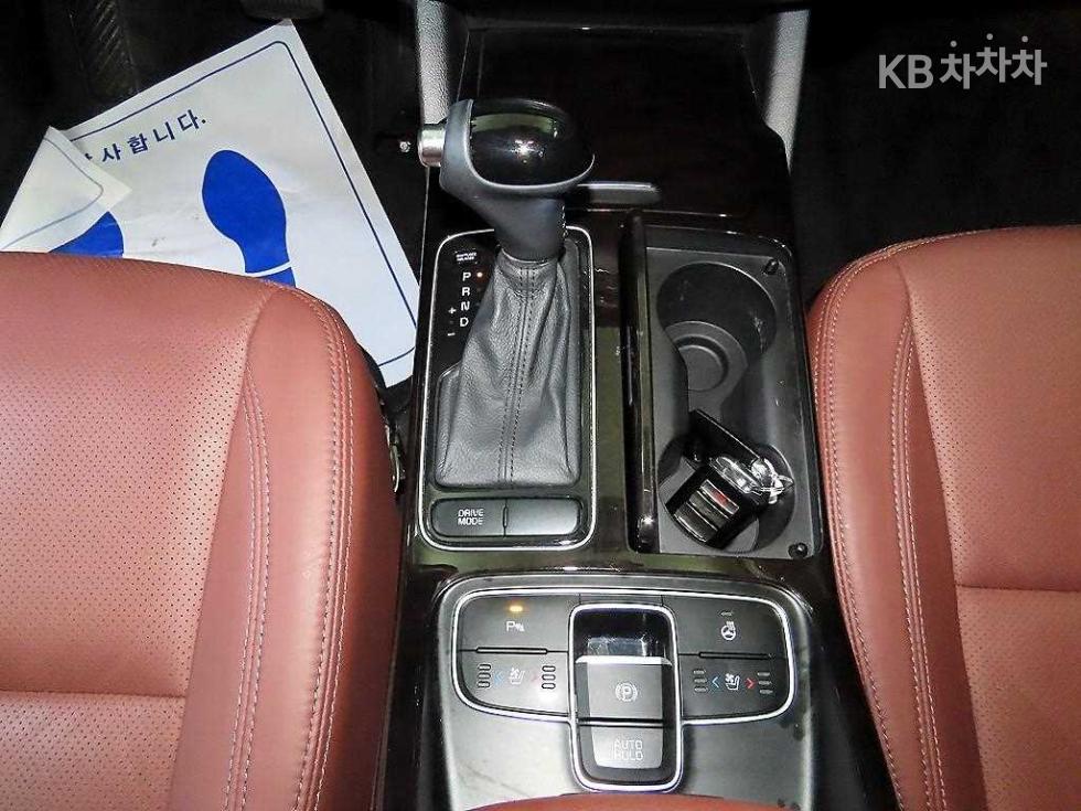 2016 - kia k7