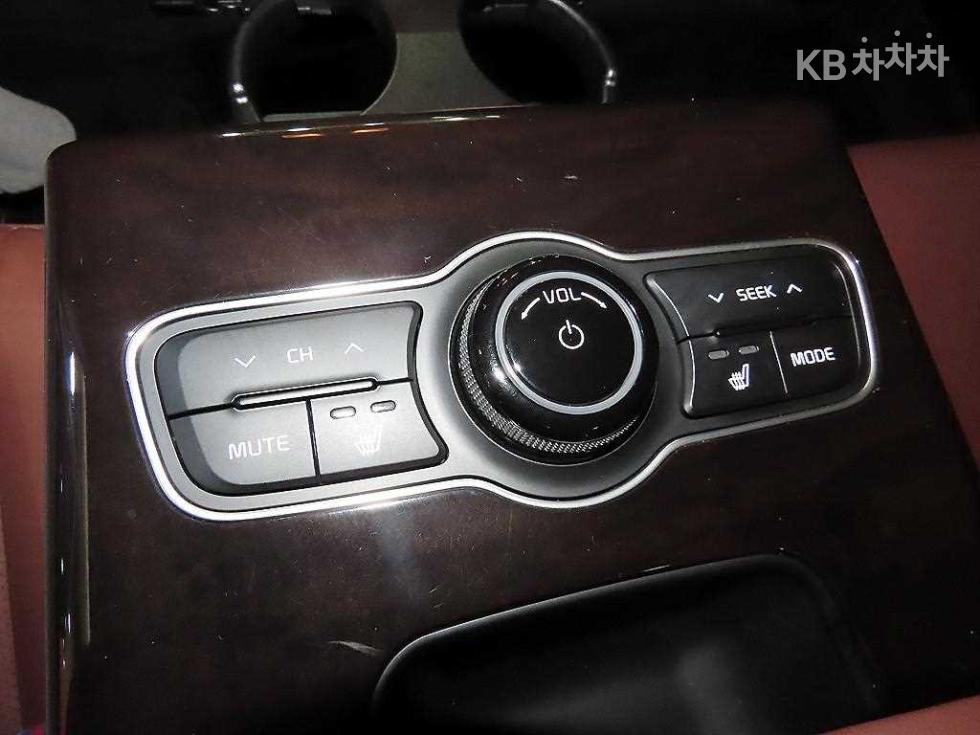 2016 - kia k7