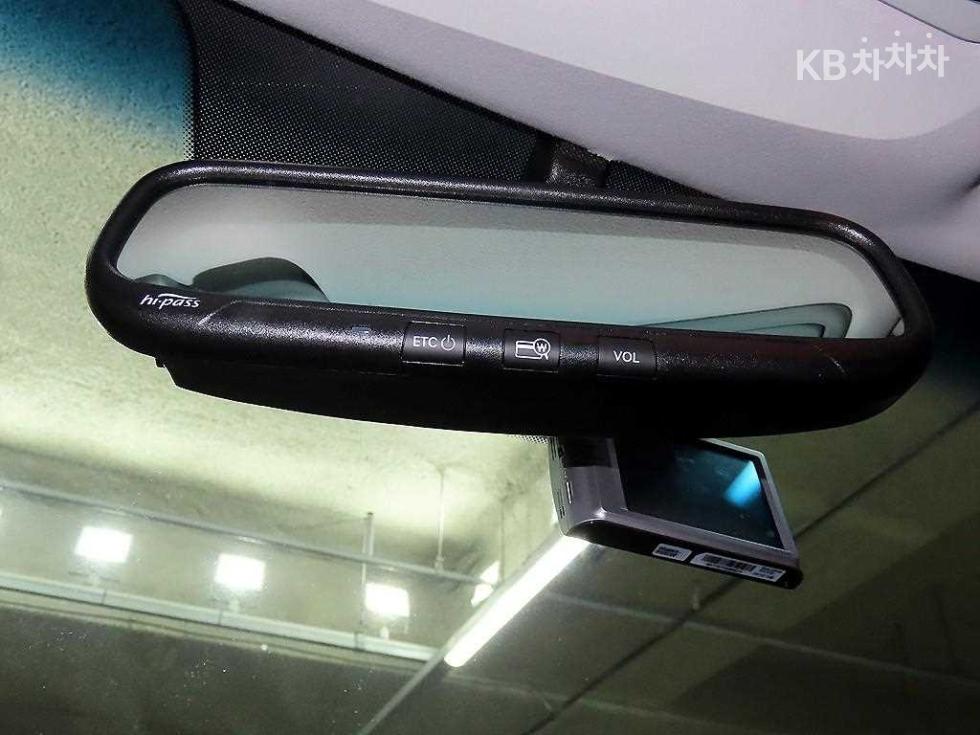 2016 - kia k7