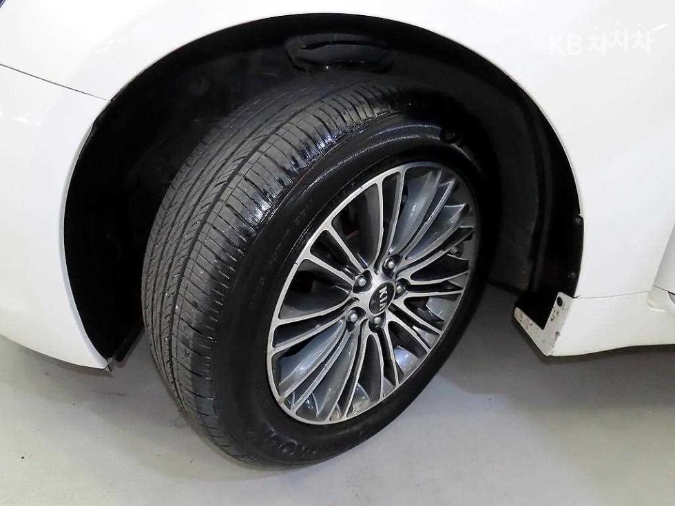 2016 - kia k7