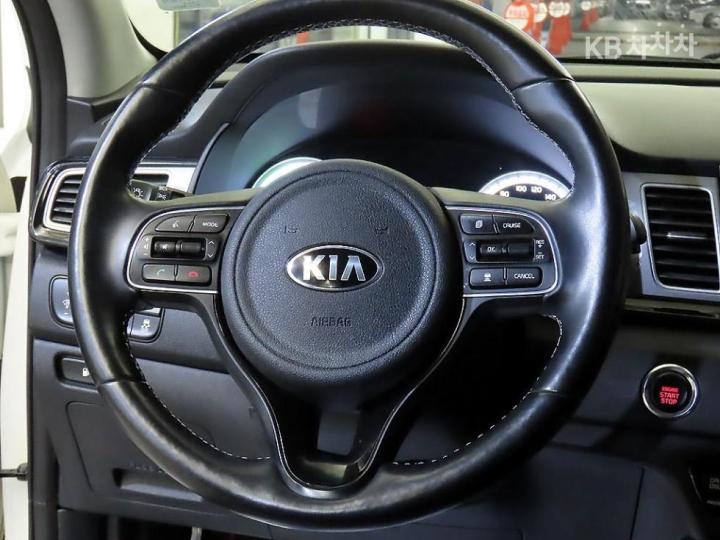 Kia Niro 1.6 Noblesse 9