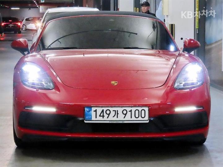 Porsche Boxster 4.0 GTS 3