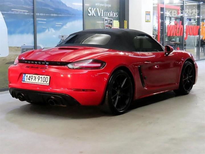 Porsche Boxster 4.0 GTS 5