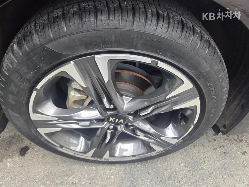 2021 - kia k5