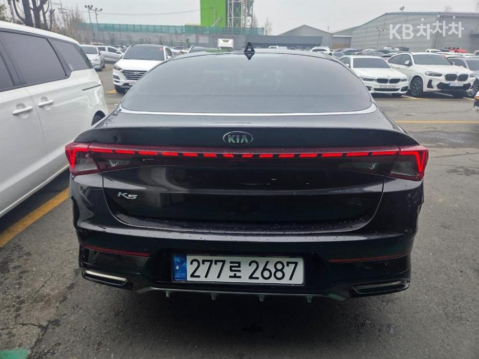 2021 - kia k5