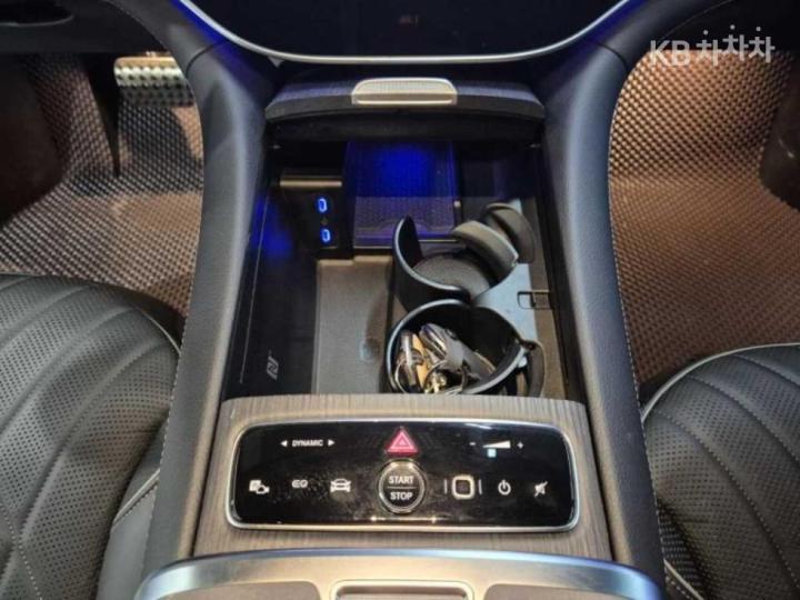 Mercedes-Benz EQS-Class V297 EQS450+ 4Matic Base Type 9