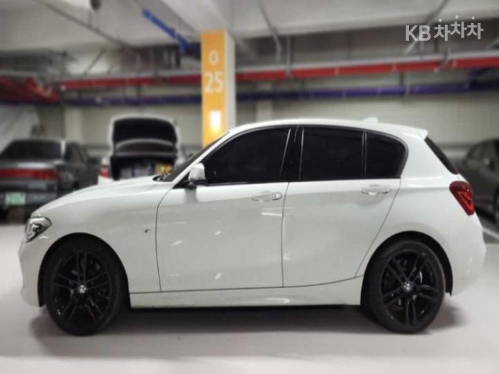 BMW 1 Series New 118d Sport Base Type 4
