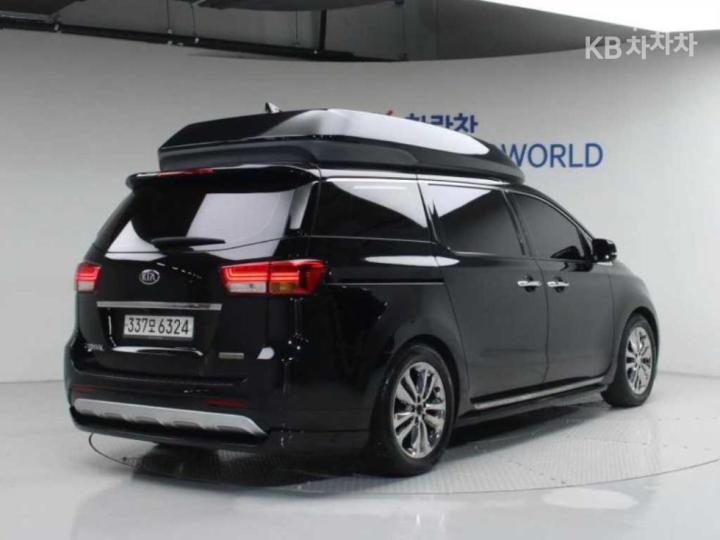 Kia Carnival 3.3 Gasoline High Limousine President 3