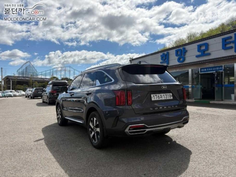 2021 - kia sorento